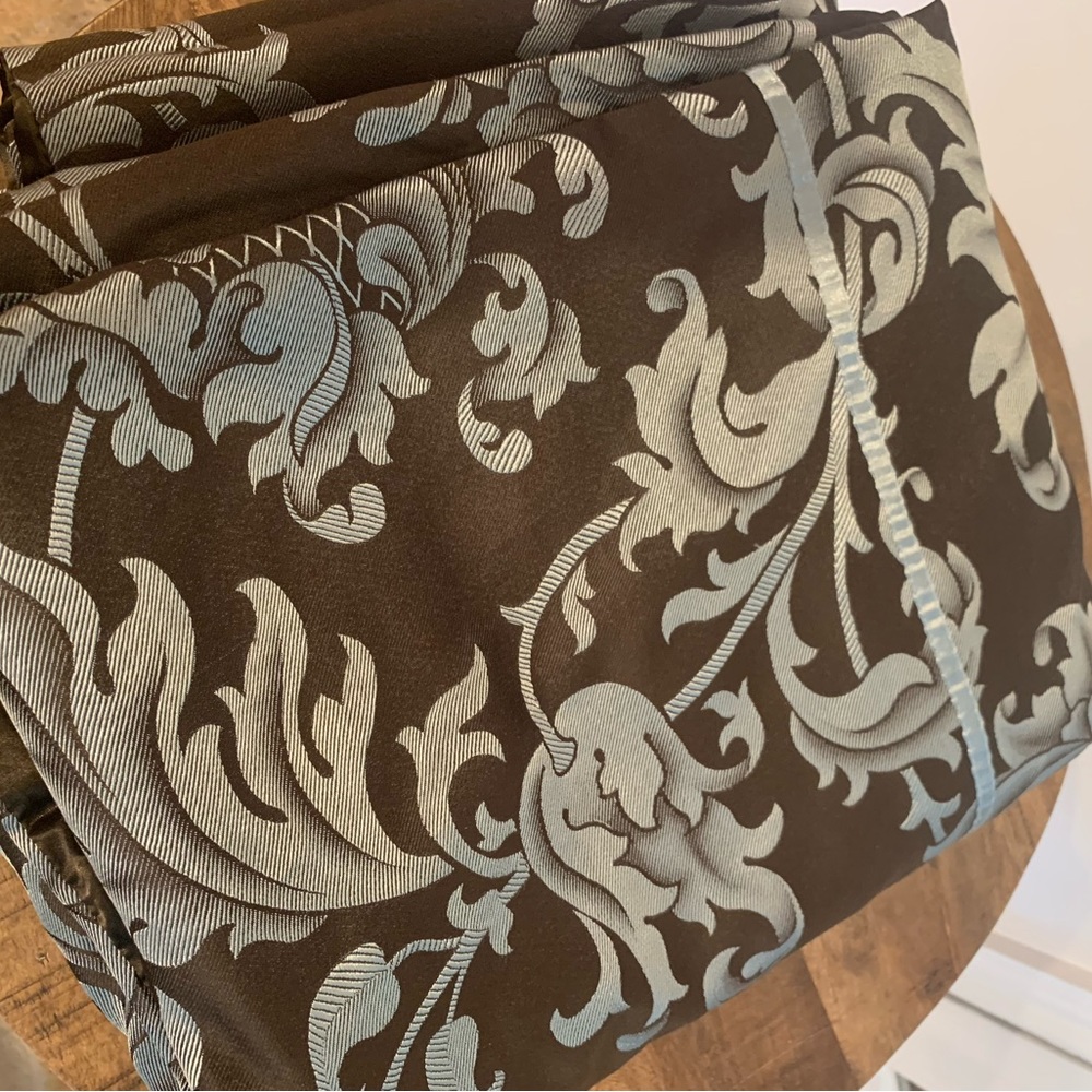 Duvet cover with two standard pillow shams